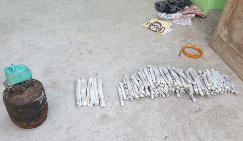 Army-Police recovered 20 kg commercial grade explosives from Kishtwar